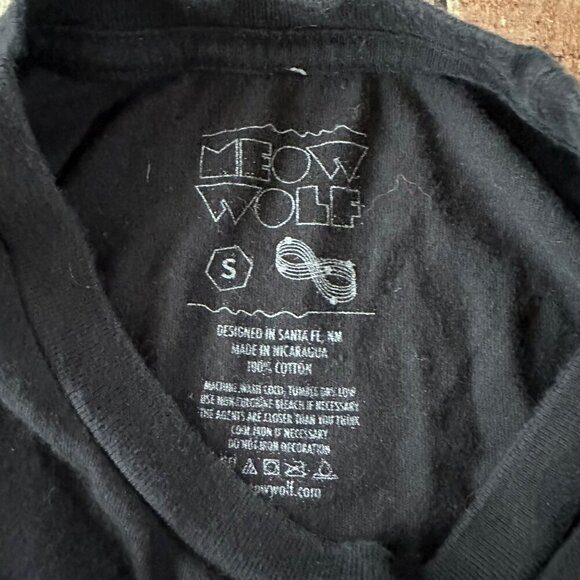 Meow Wolf Women size small Origin Story Graphic Short Sleeve TShirt Black Cotton - Picture 5 of 6